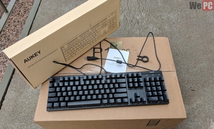 AUKEY KM G6 RGB Mechanical Keyboard unbox