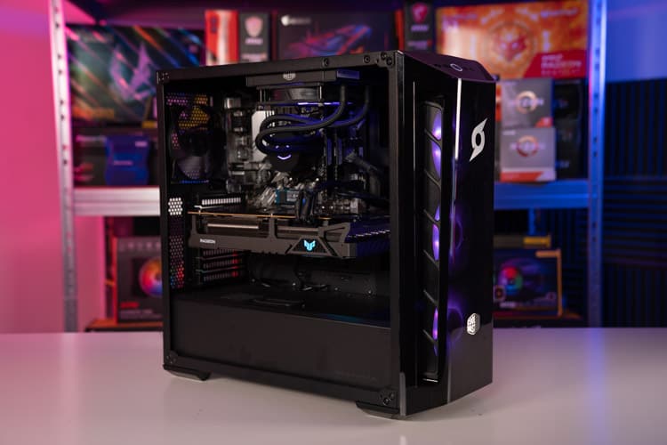 Best gaming PC build for Fortnite