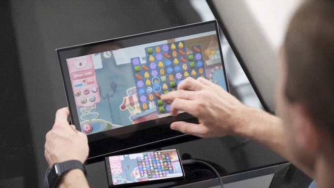 AirTab 15.6 Touchscreen Monitor Crowdfunding Goal Met Within 1 Hour