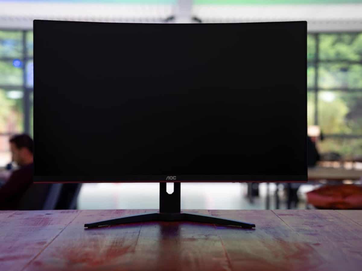 Aoc Cq32g1 Monitor Review An Affordable 31 5 Curved Gaming Monitor Wepc