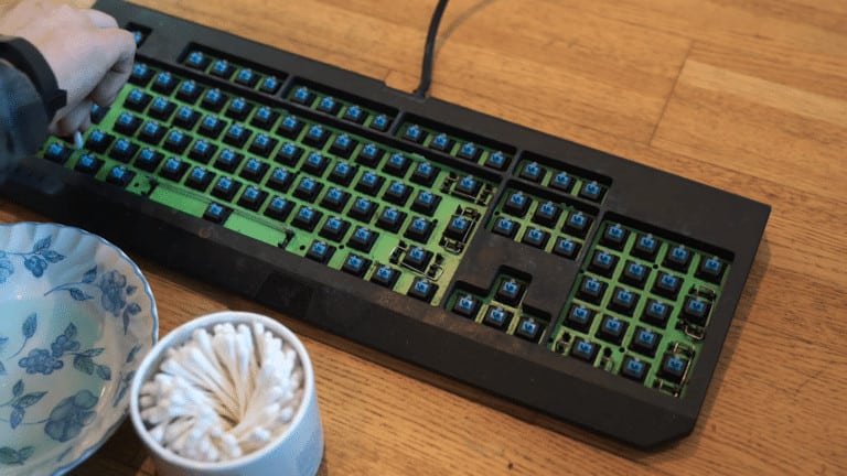 how to keep your peripherals clean