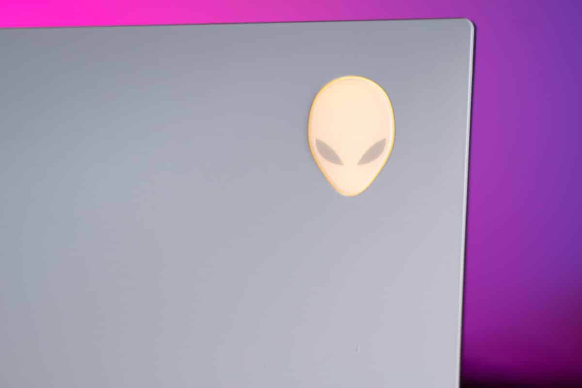 Alienware AW2721D Review