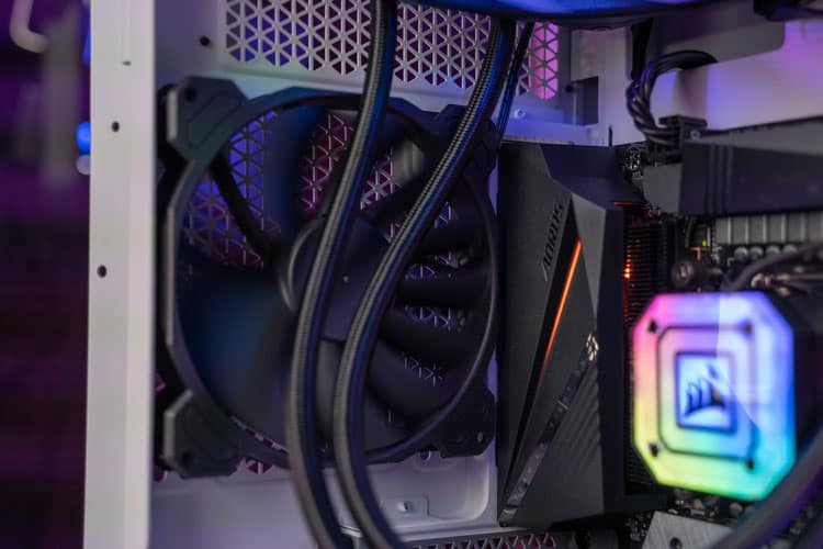 Corsair 7000D 17