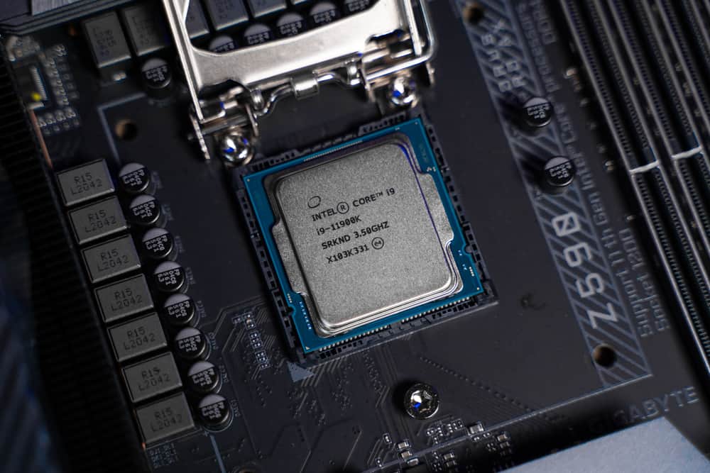 Intel announces enterprise Xeon CPU roadmap