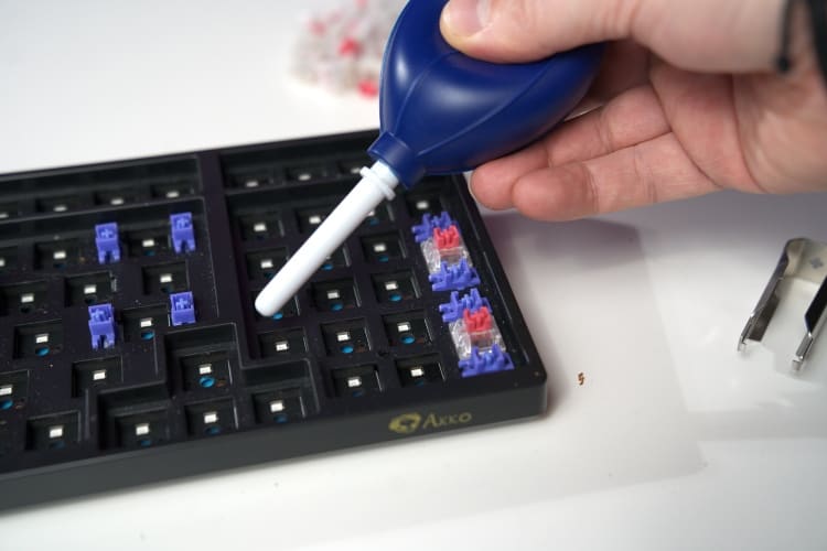 How to Clean Keyboard 18