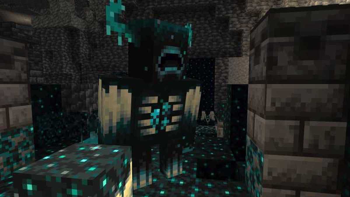 I make the Warden now in the new deep caves : r/Minecraft