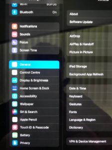 How to get rid of split screen on iPad in settings