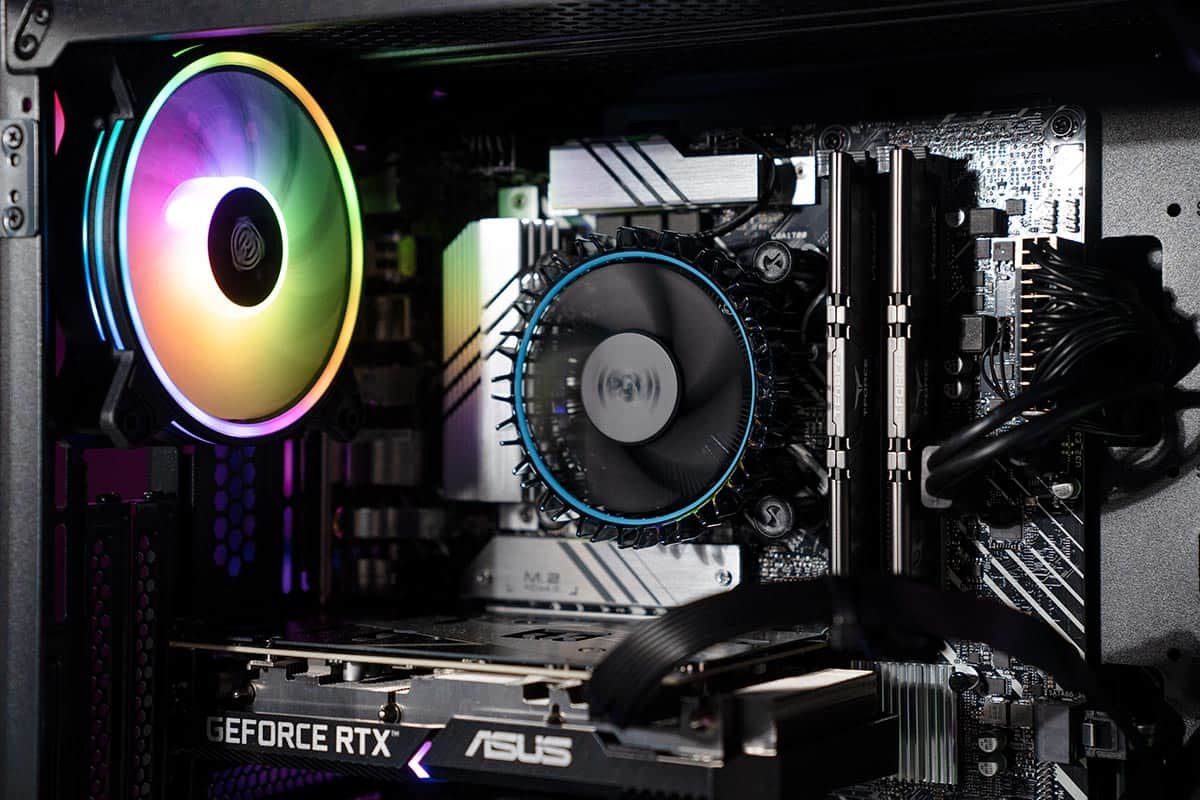 OverClockers UK PBlade 3 PC Build 45