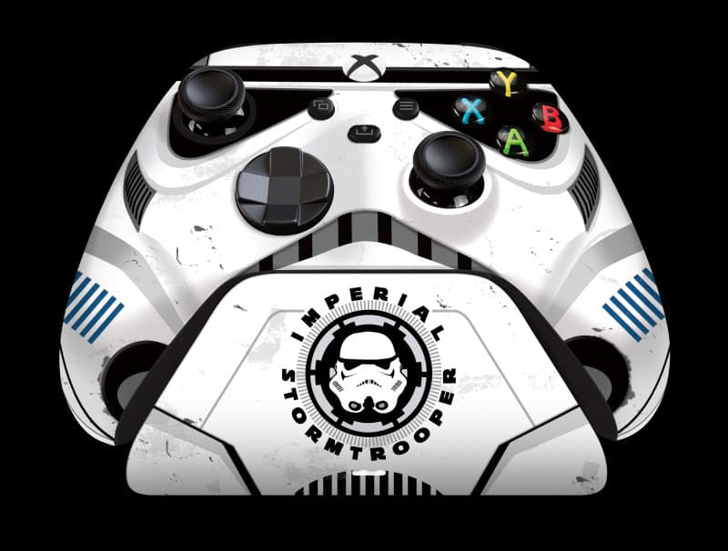 Razer Controller and Quick Charging Stand Xbox MAIN SW Stormtrooper 02 1