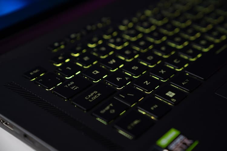 ASUS ROG Flow X16 19
