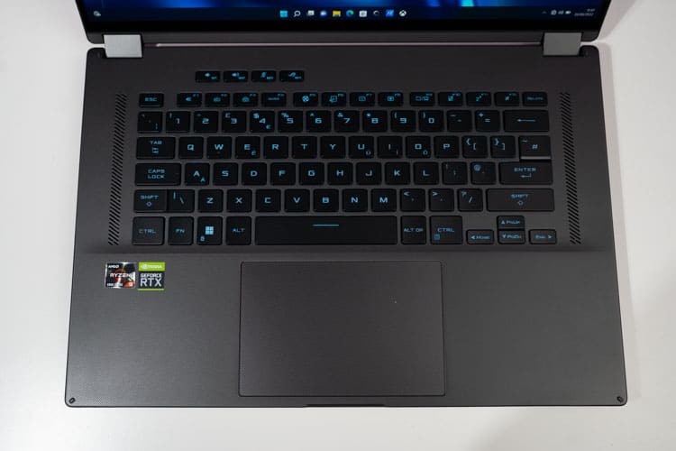 ASUS ROG Flow X16 22