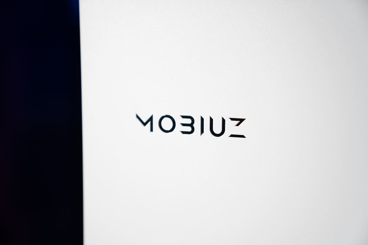 Mobiuz BenQ Gaming Monitor 24