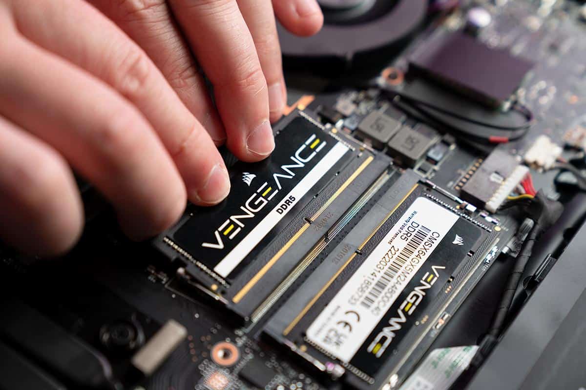 How to upgrade RAM on laptop devices: DDR5 laptop RAM upgrade