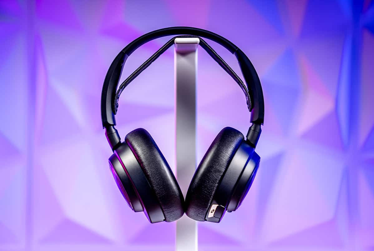 Nova Pro Wireless Review: SteelSeries' new flagship gaming headset