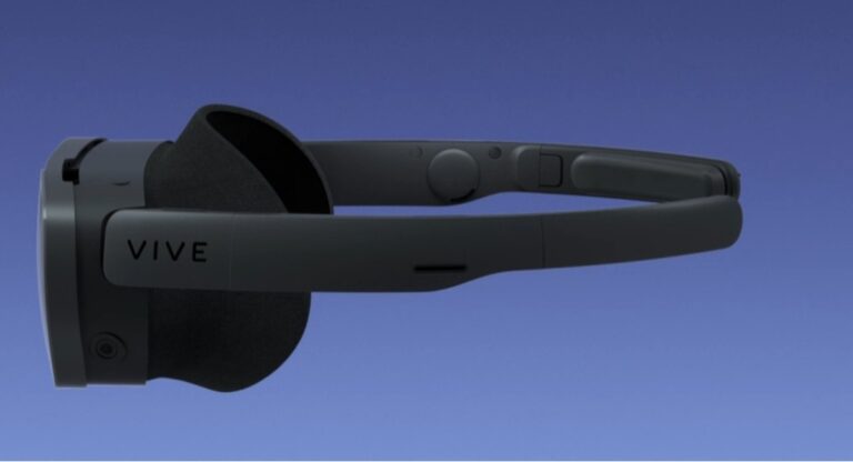 Can you wear over ear headphones with VIVE XR Elite
