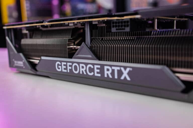 What temperature should the RTX 4080 run at