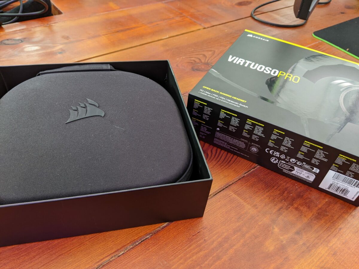 Corsair Virtuoso Pro packaging