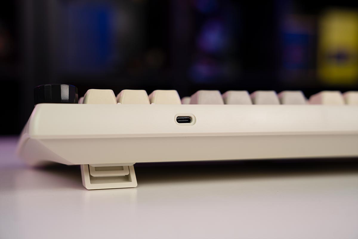 Epomaker RT100 keyboard 14