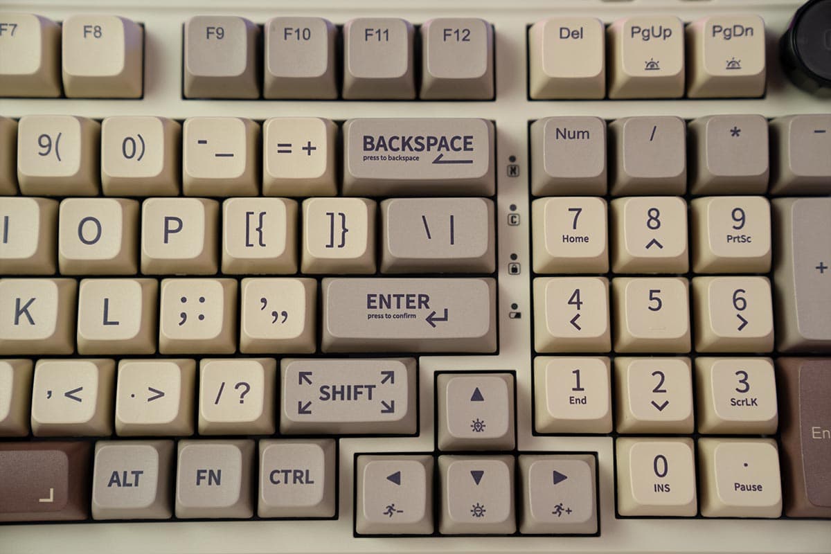 Epomaker RT100 keyboard 8