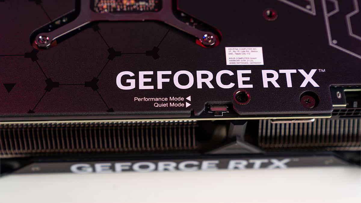 ASUS TUF 4070 Super WePc 6
