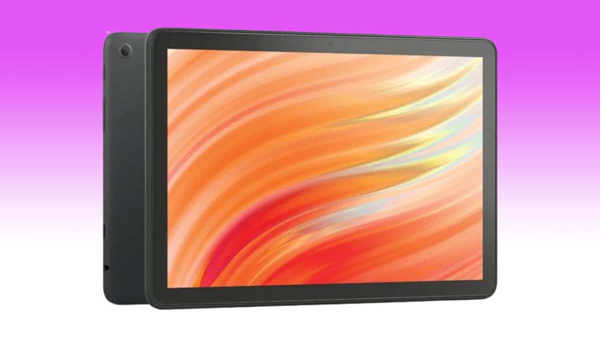 Amazon Valentine’s Day deal burns a sizzling 32% off the newest Fire HD 10 tablet
