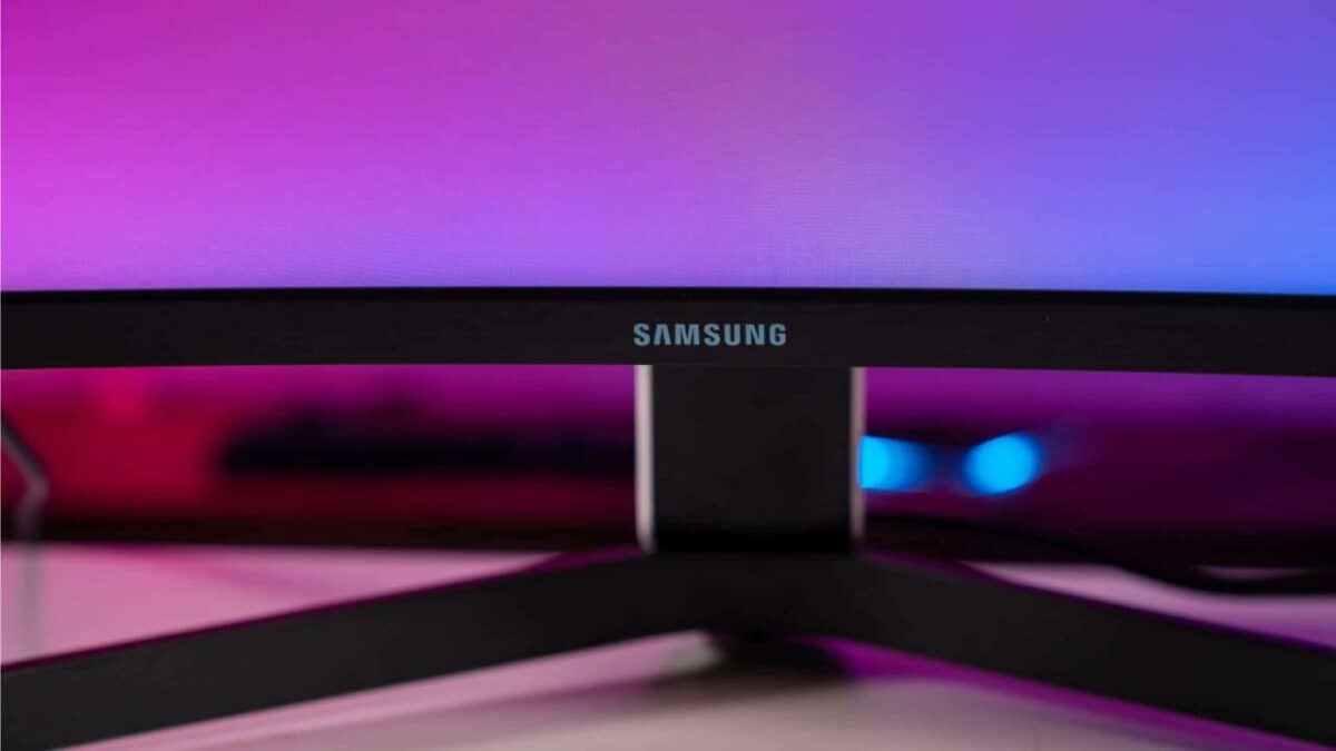 Now’s the time to buy Samsung’s OLED G9 monitor as it drops below $1,000
