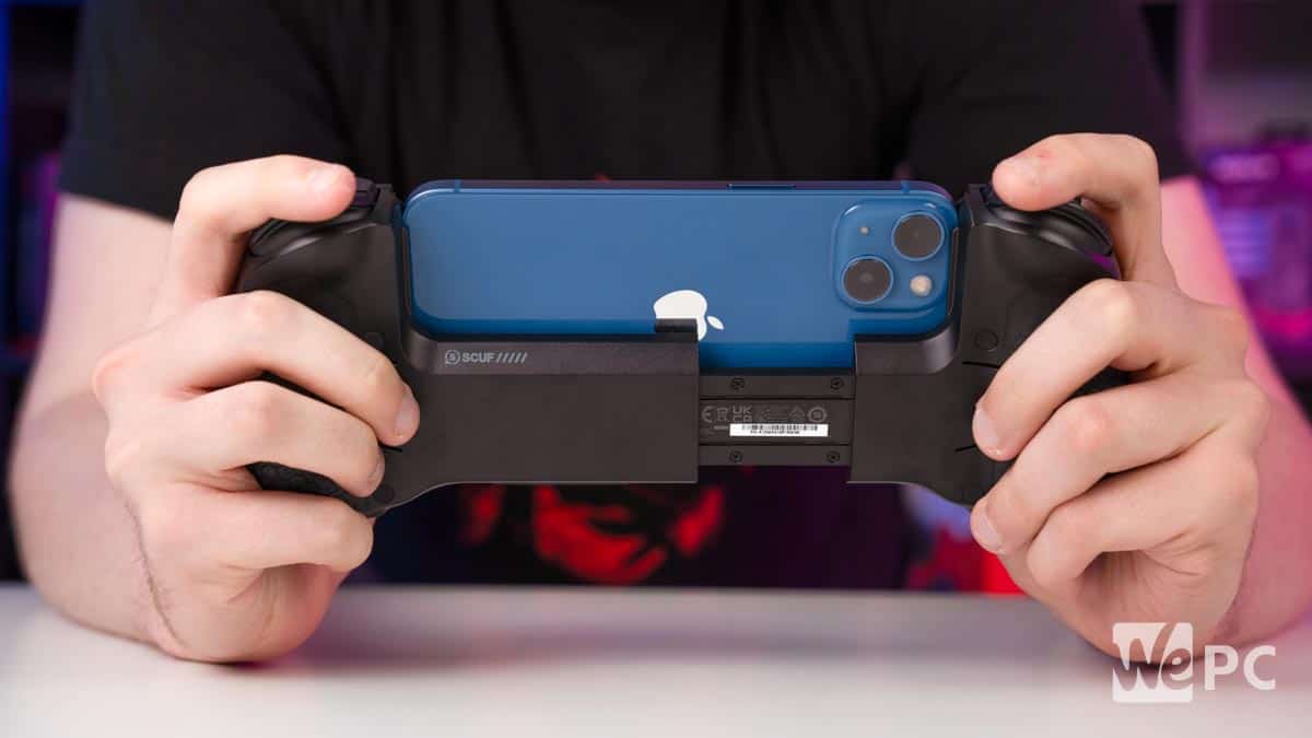 Corsair NOMAD Mobile Controller (11 of 16)