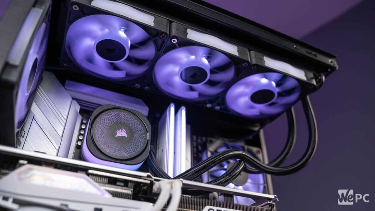 iCUE Link Titan RX RGB AIO 1