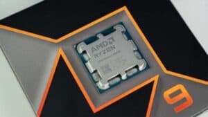 how hot should a 9950X run at